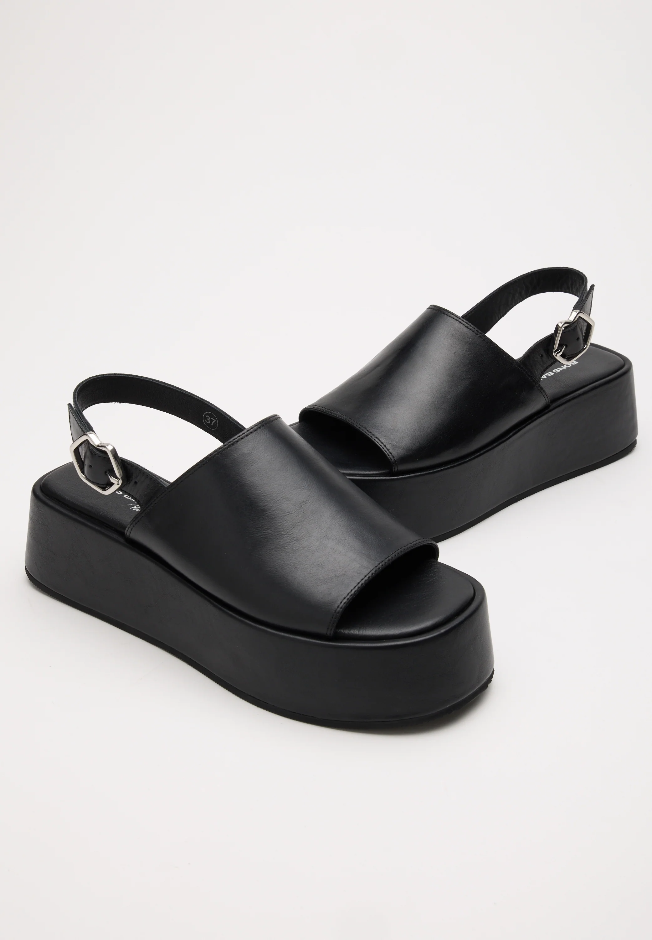 SOULIERS